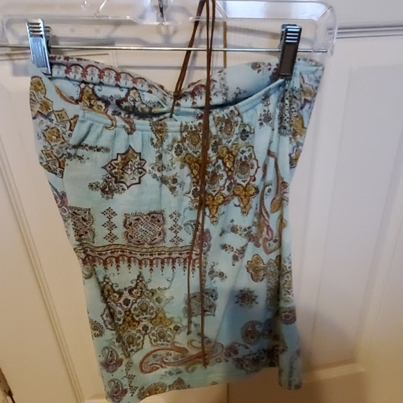 Adorable strapless summer tank - Picture 3 of 3